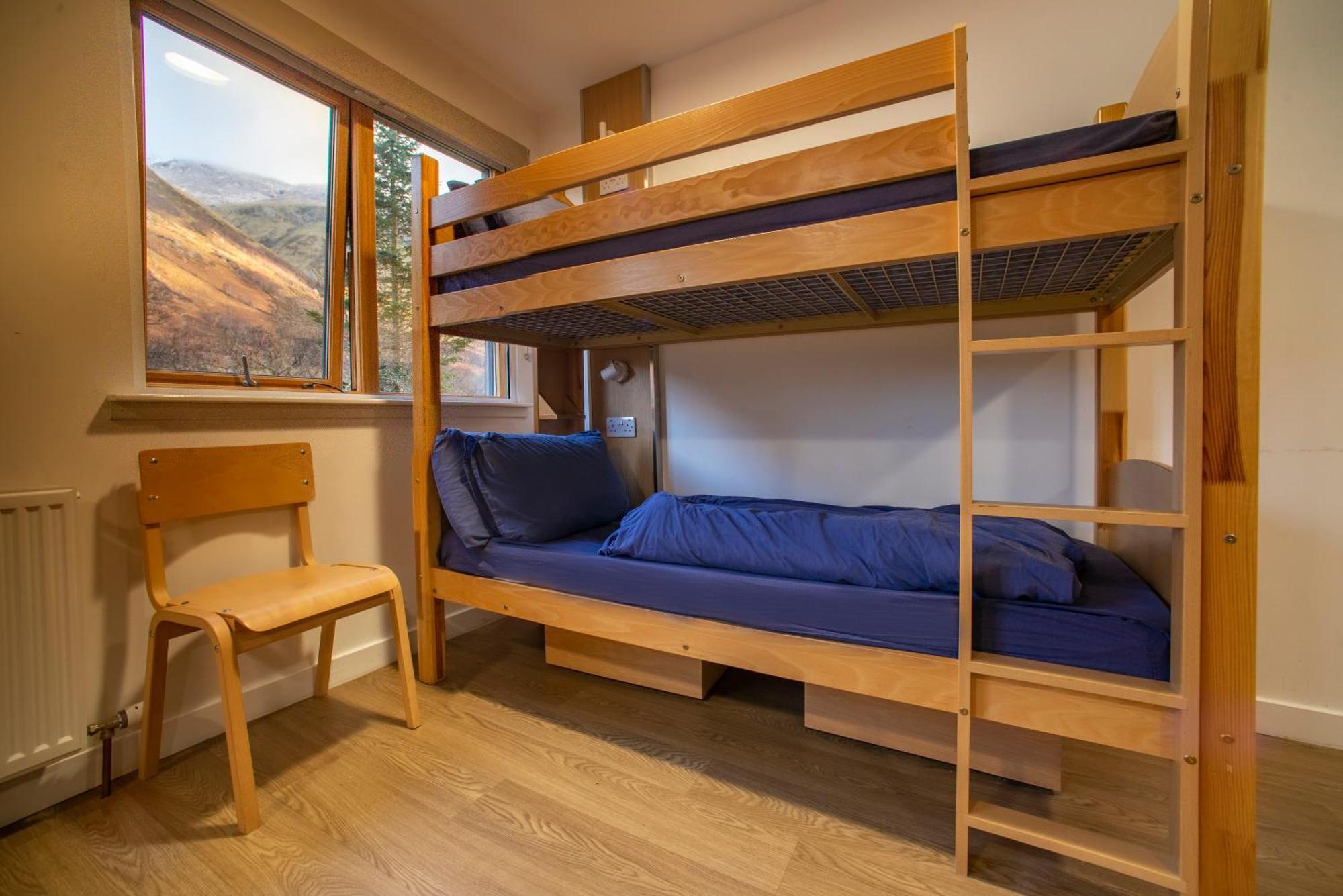 פורט ויליאם Glen Nevis Youth Hostel מראה חיצוני תמונה A bunk bed