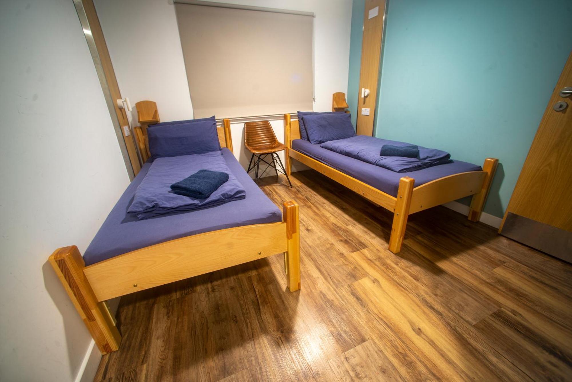 פורט ויליאם Glen Nevis Youth Hostel מראה חיצוני תמונה A typical room at the hostel